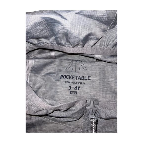 Pocketable Grey Zip Up Jacket Size 3-4Y - Picture 2 of 3